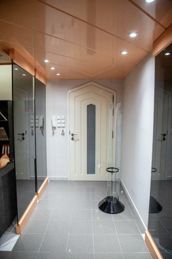 קאבאלה Christine'S Downtown Suites מראה חיצוני תמונה