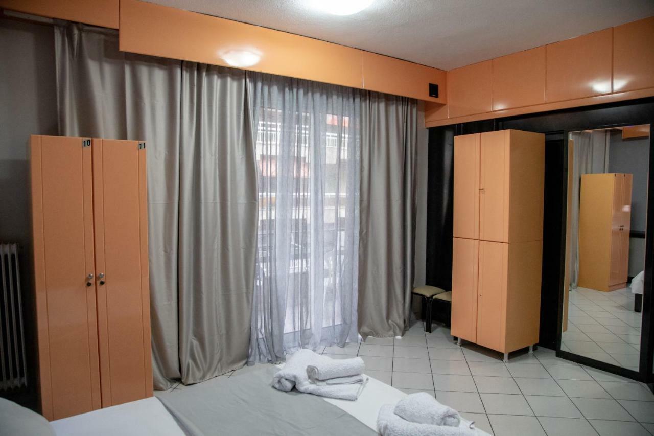 קאבאלה Christine'S Downtown Suites מראה חיצוני תמונה
